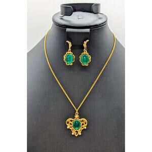 Vtg Signed Made in England Green Glass Faux Pearl Gold Tone Necklace Earring Set